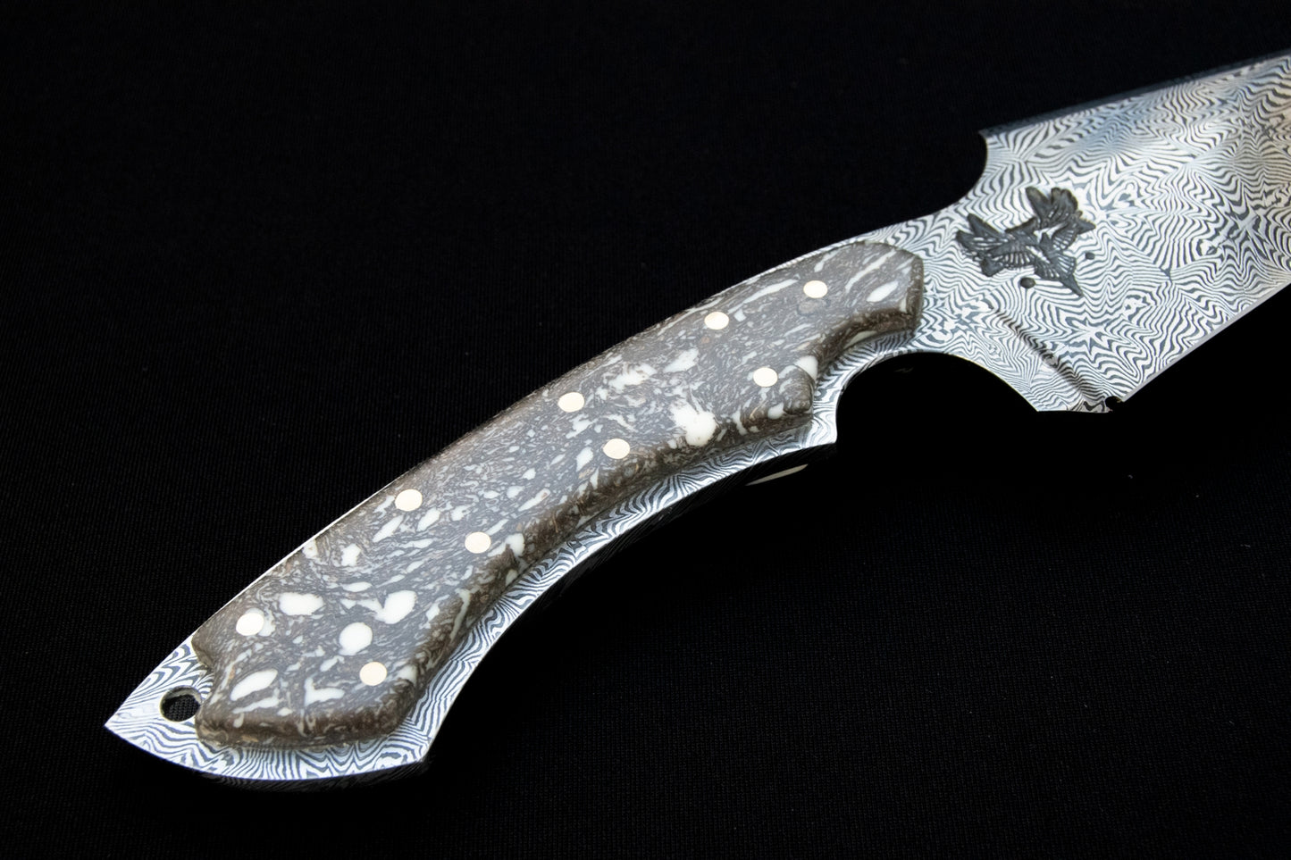 Cuchillo de monte Fighter en resina y madera