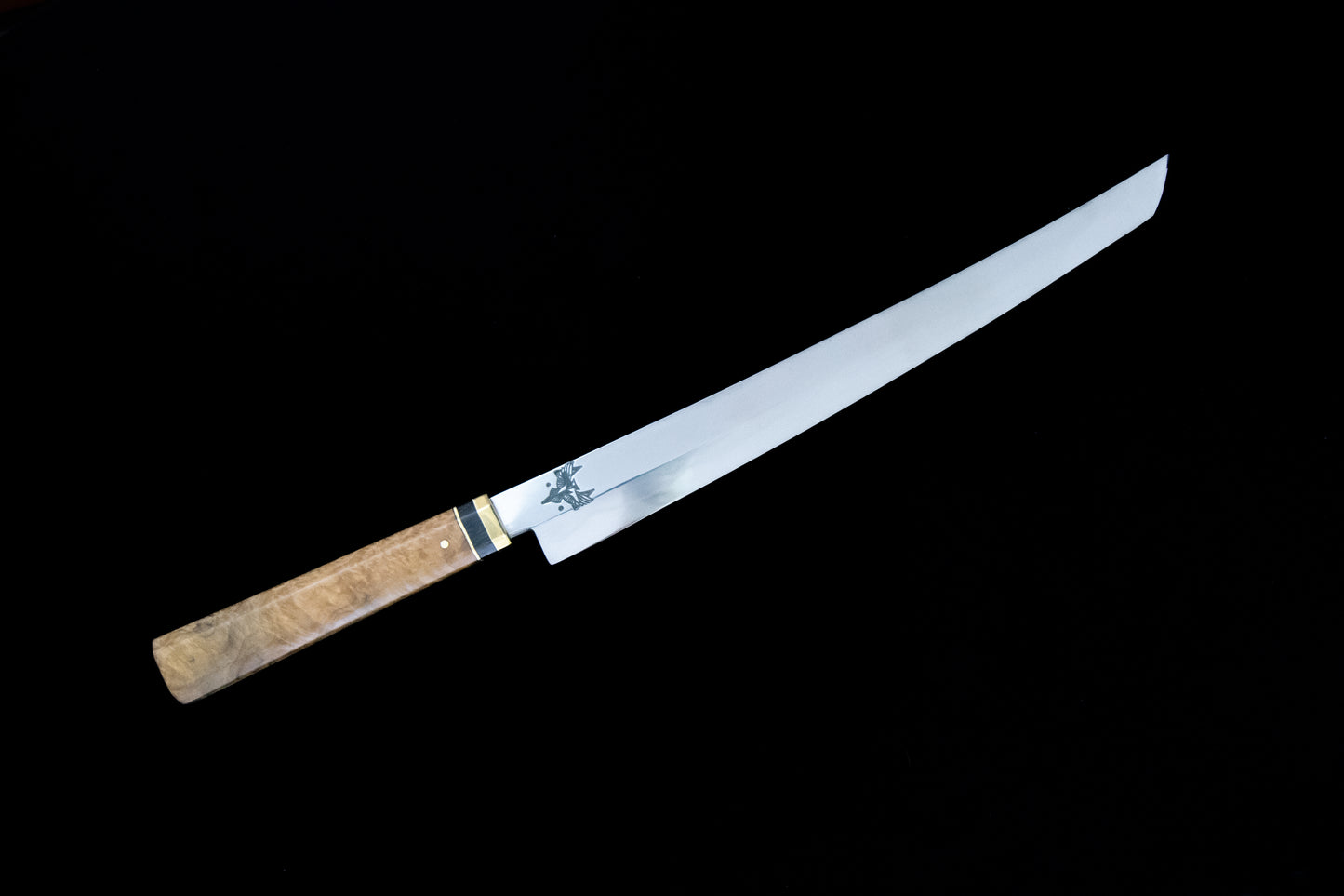 Yanagiba Saikimaru con linea hammon (Pieza Única)