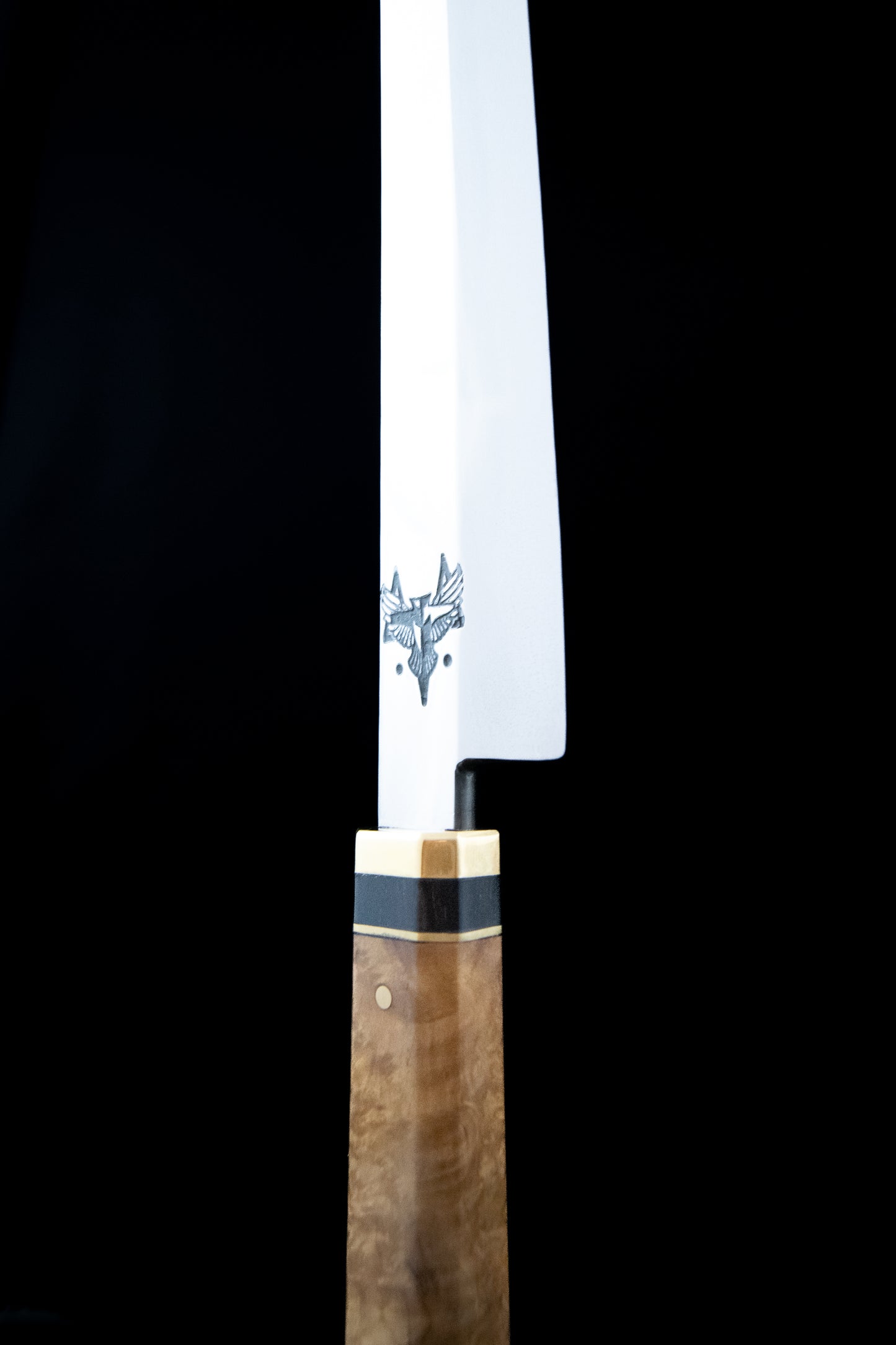 Yanagiba Saikimaru con linea hammon (Pieza Única)